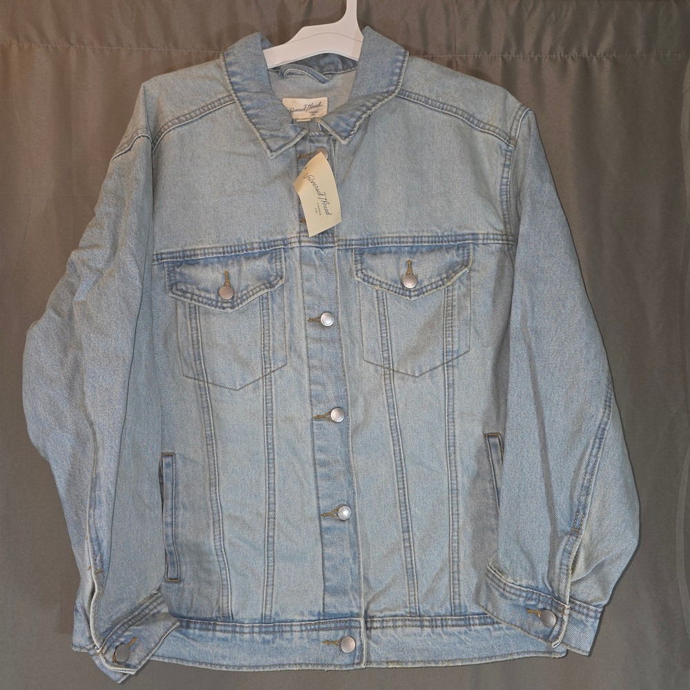 Universal Thread Womens XL Light Wash Denim Jacket 100% Cotton M9W221 NWT